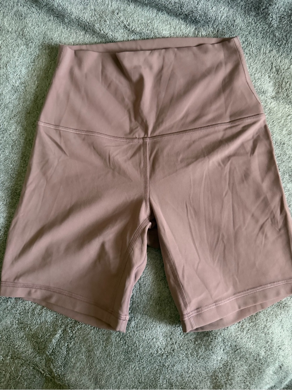 Lululemon Biker Shorts in Dusty Rose
